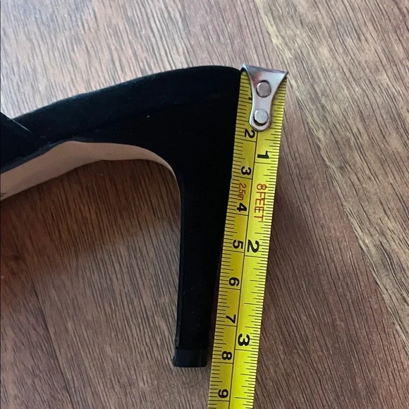 Like new Adrienne Vittadini Black Suede Mules - Picture 15 of 16